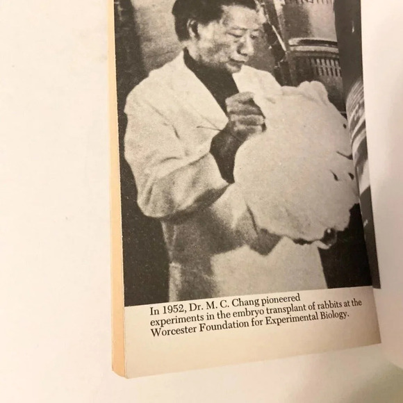 Vintage 1975 The Outer Space Connection by Alan and  Sally Landsburg Paperback - Picture 14 of 16